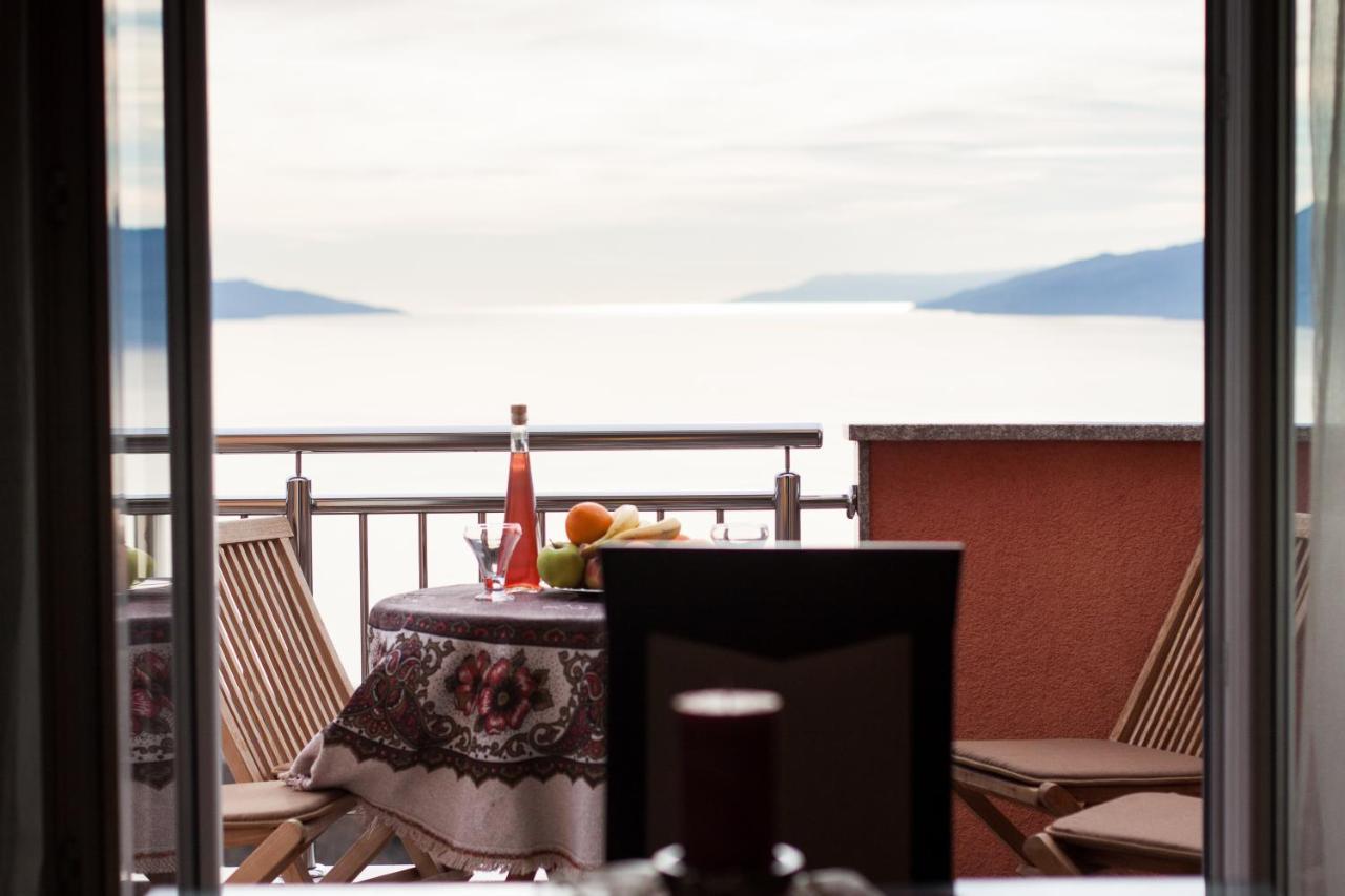Apartments Adria Blue คาสตาฟ ภายนอก รูปภาพ