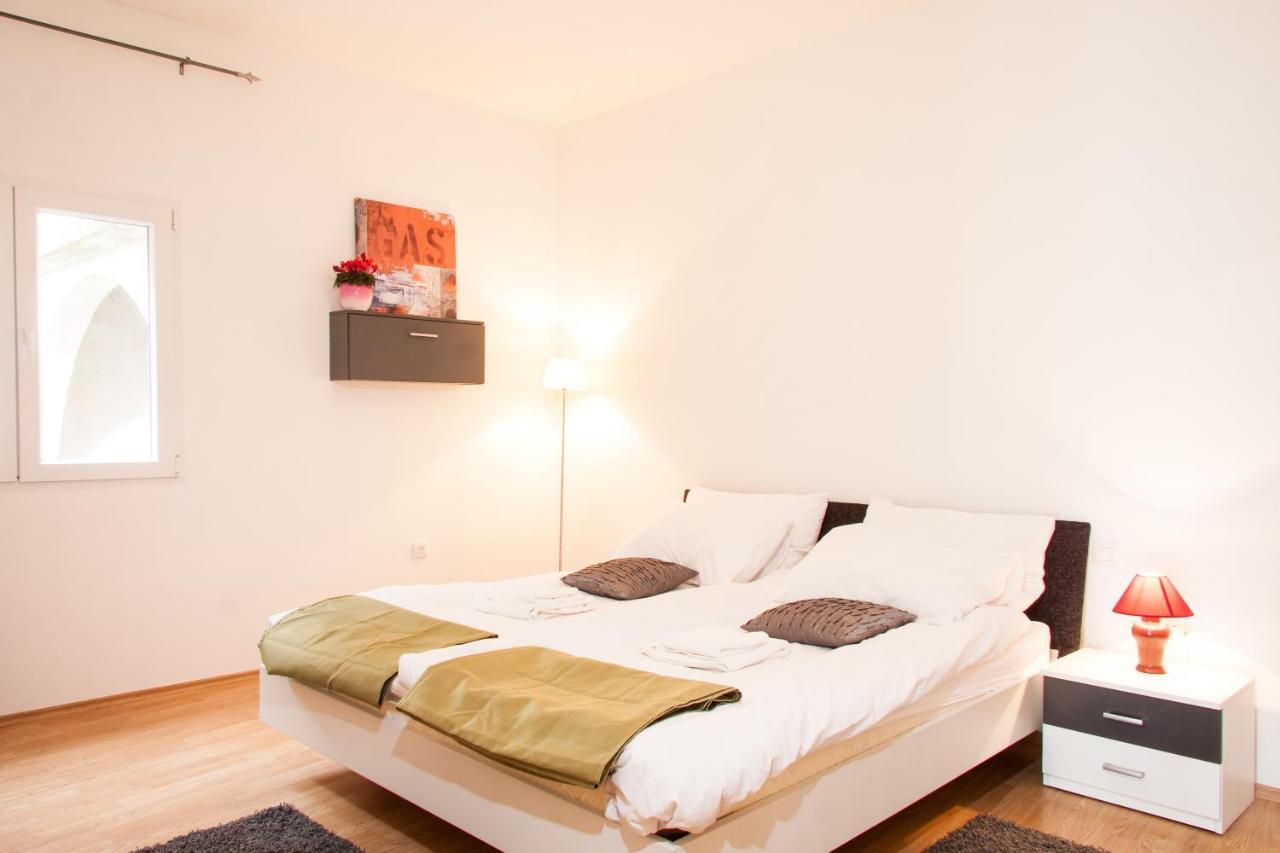 Apartments Adria Blue คาสตาฟ ห้อง รูปภาพ