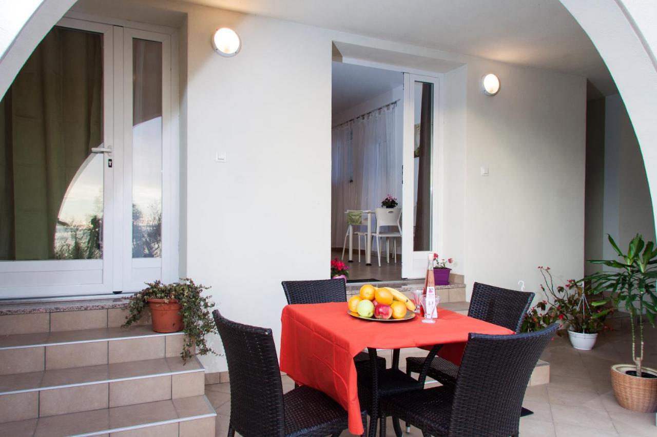 Apartments Adria Blue คาสตาฟ ห้อง รูปภาพ